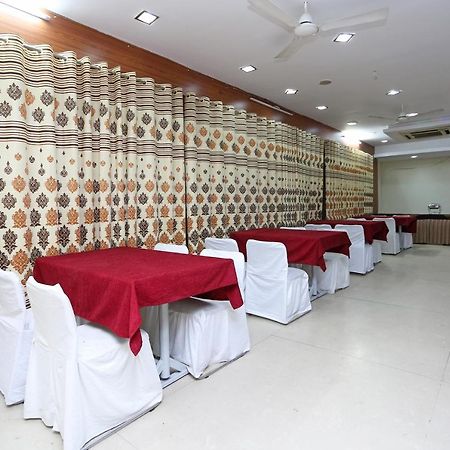 Oyo Hotel Satya Villas Bhopal Esterno foto