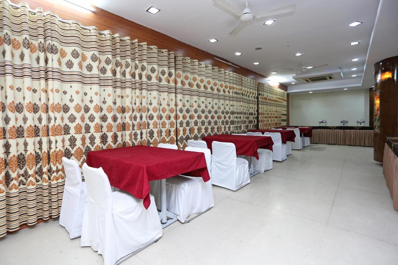 Oyo Hotel Satya Villas Bhopal Esterno foto